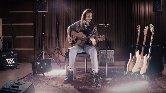 Acoustic guitar  and vocal